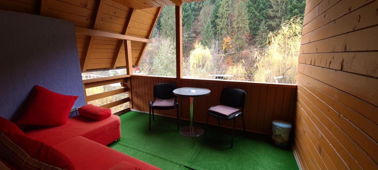 Pensiunea Aurora - Great Hostel Voineasa Eksteriør bilde