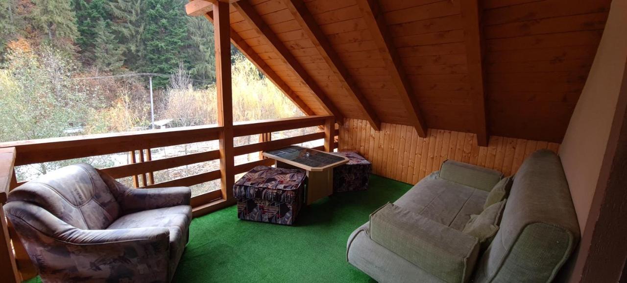 Pensiunea Aurora - Great Hostel Voineasa Eksteriør bilde